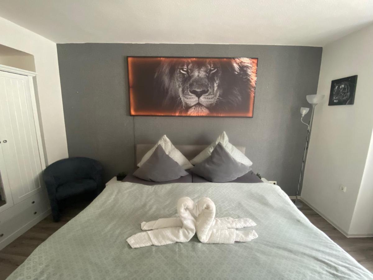 Moderne Fewo Weinberge Netflix Apartment Zell an der Mosel Exterior photo